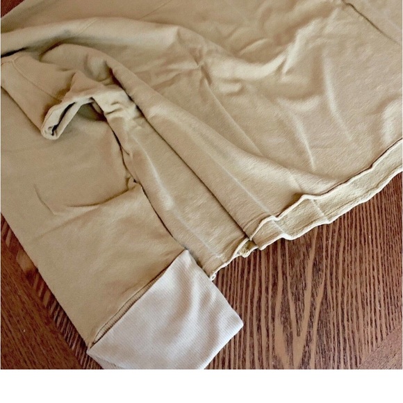 Universal Thread Tan Button-Up Top - Picture 11 of 14